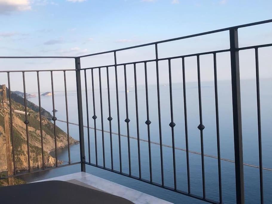 Orangehouse Cinque Terre. Private Parking Vila Riomaggiore Exterior foto