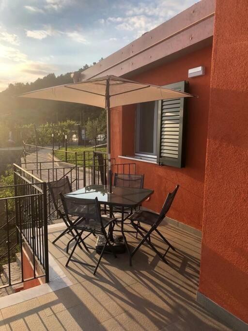 Orangehouse Cinque Terre. Private Parking Vila Riomaggiore Exterior foto