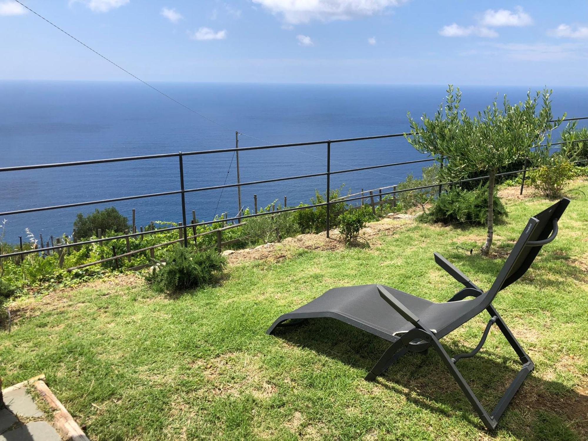 Orangehouse Cinque Terre. Private Parking Vila Riomaggiore Exterior foto