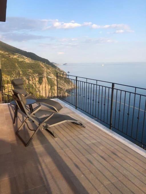 Orangehouse Cinque Terre. Private Parking Vila Riomaggiore Exterior foto