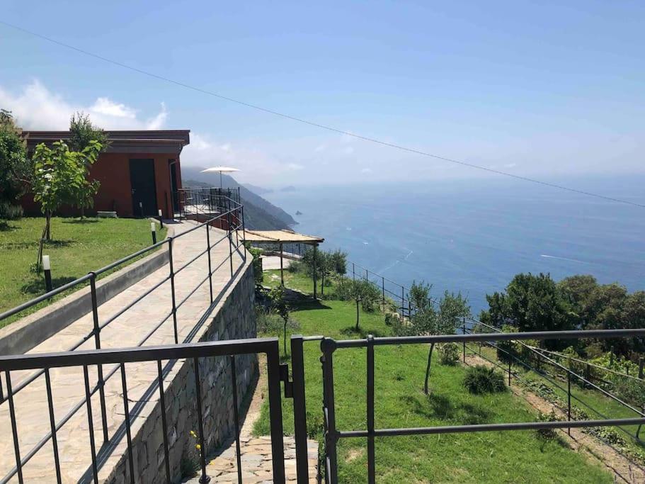 Orangehouse Cinque Terre. Private Parking Vila Riomaggiore Exterior foto